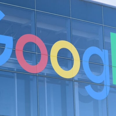 GEO/SEO 早报 2026-02-07:Google 调整 Discover 指南,AI 检索与结构化数据成焦点